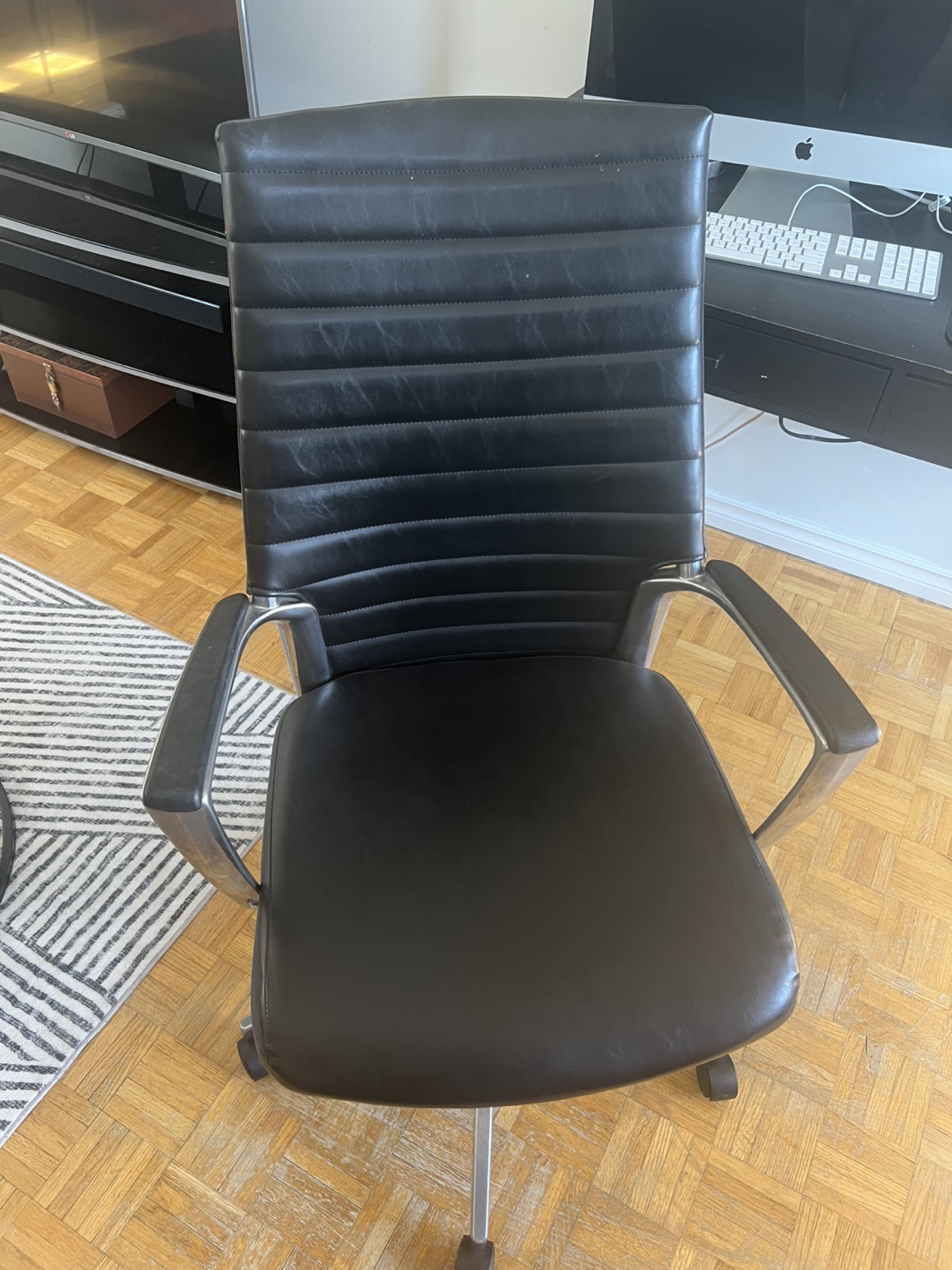 Black Leather Office Chair - photo 2