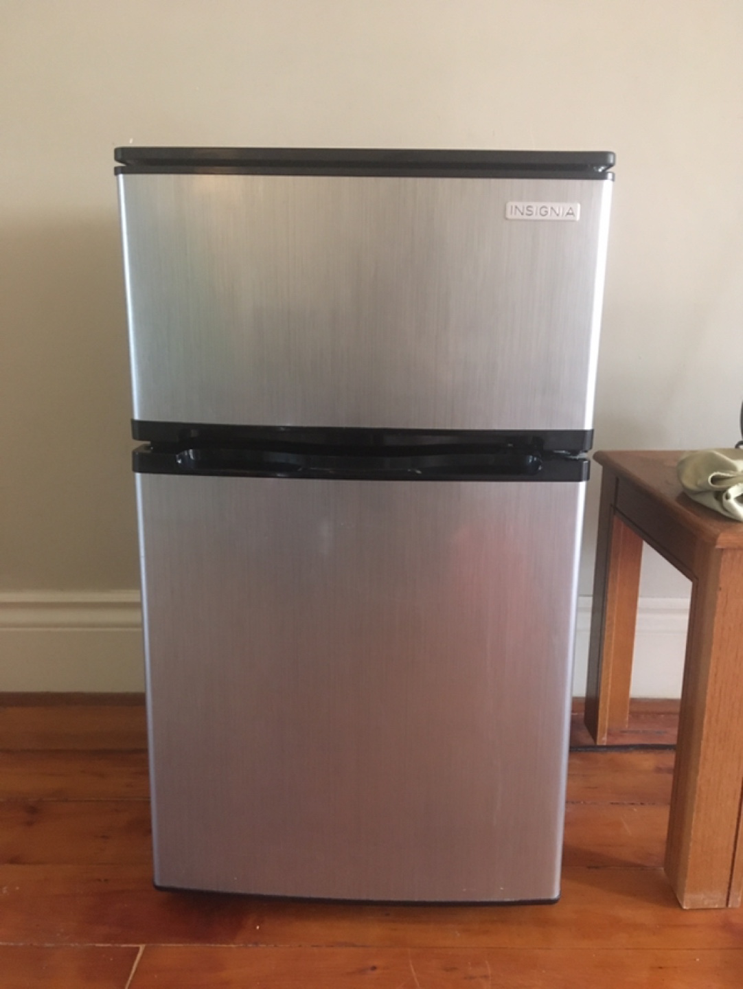 Insignia 2.1 cu. ft. Mini Refrigerator (College & Spadina)