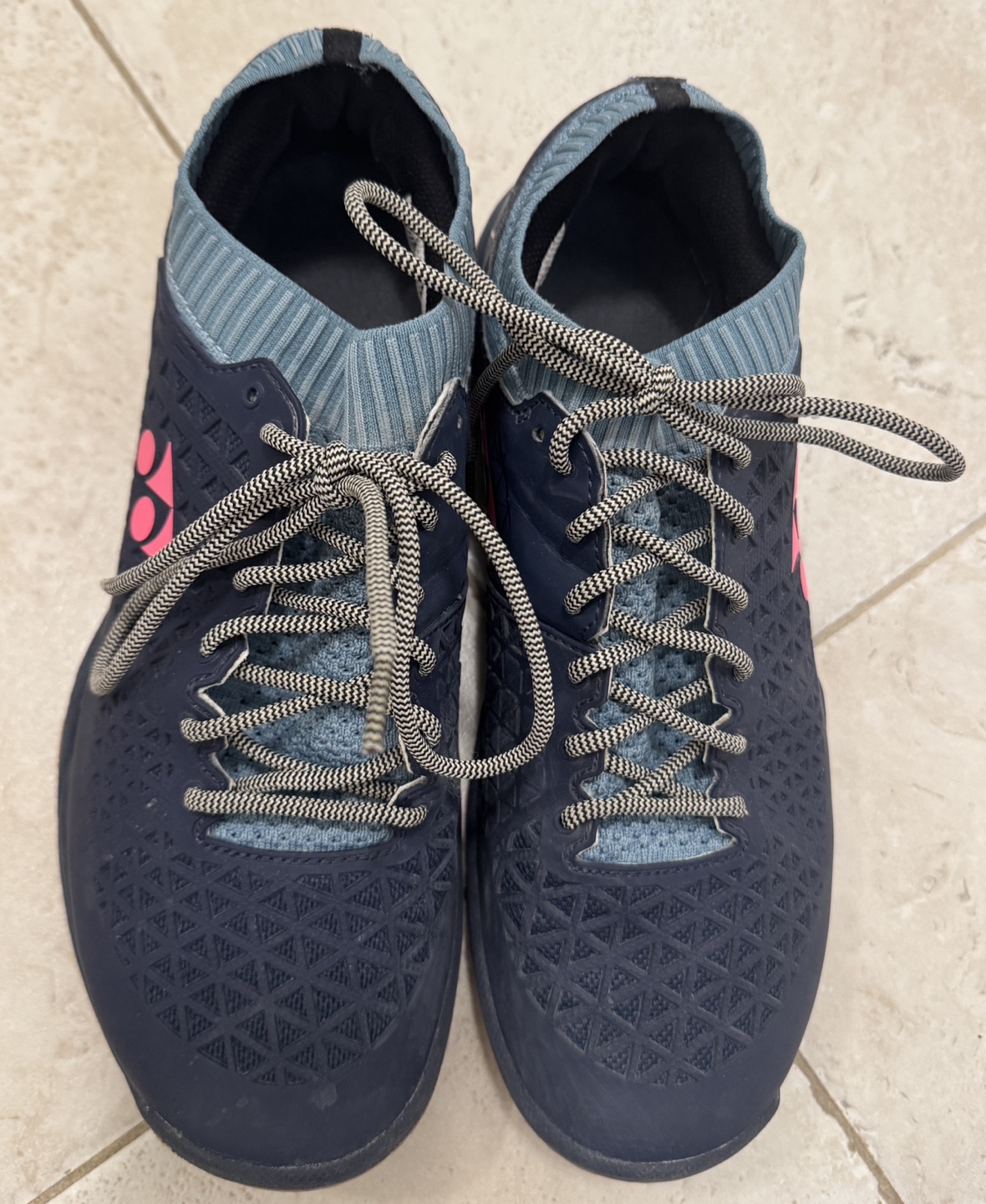Yonex badminton shoes