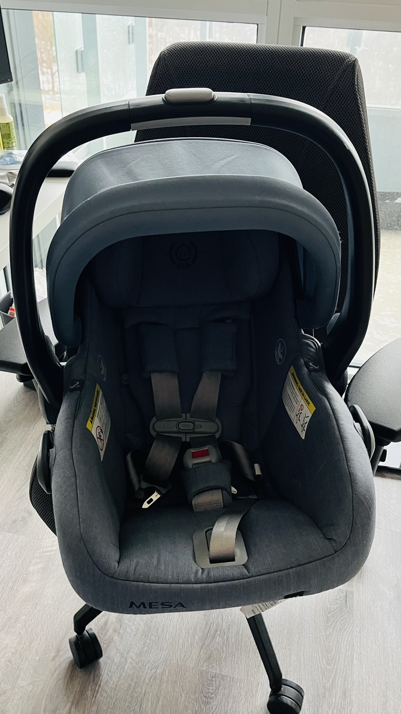 Uppababy MESA V2 Infant Car Seat - Grey - photo 2