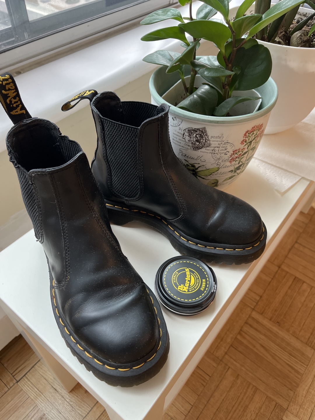 Dr. Martens Chelsea Boots