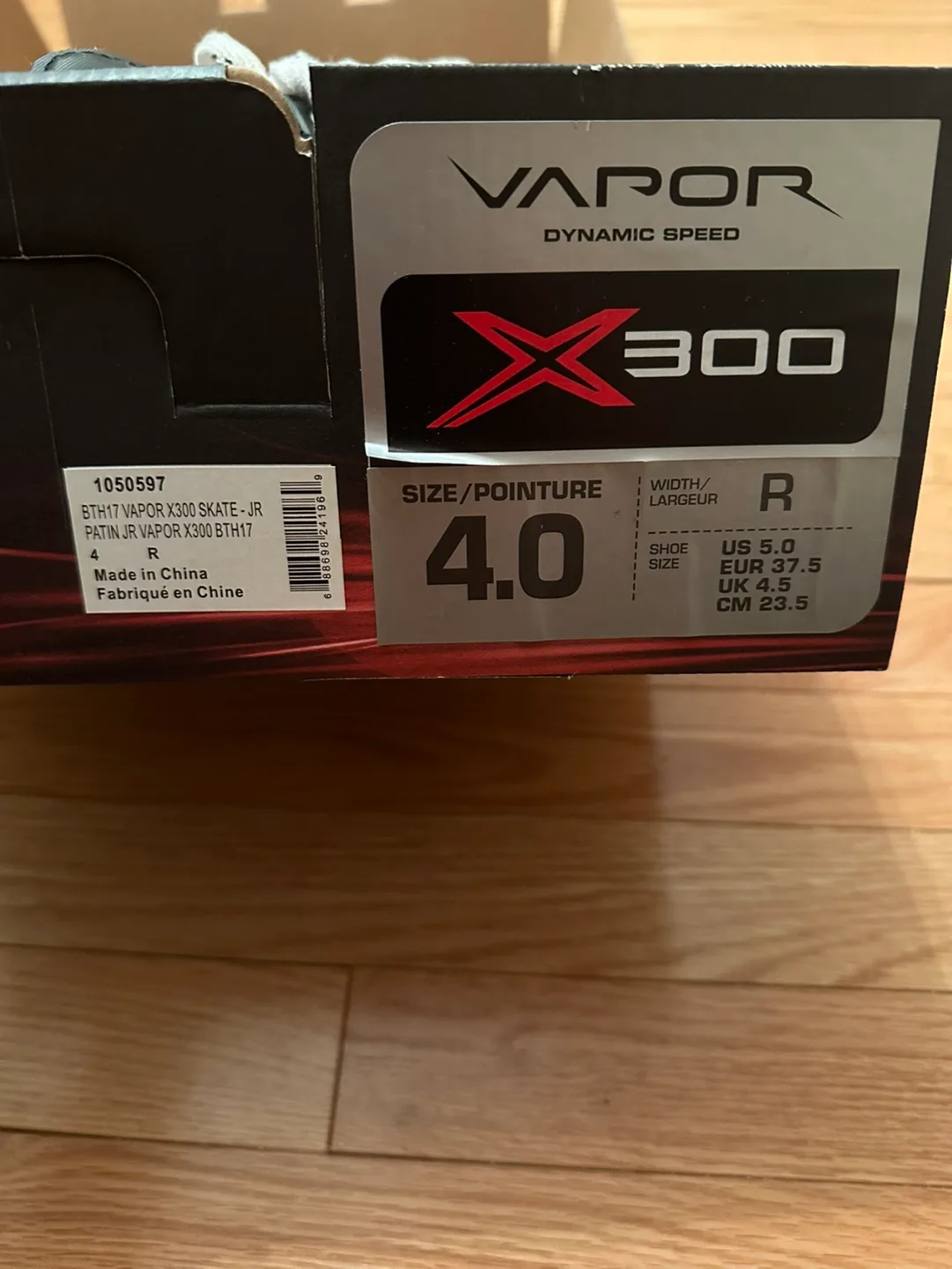 Bauer Vapor X300 Junior Ice Hockey Skates - Size 4.0 image indicator(5)