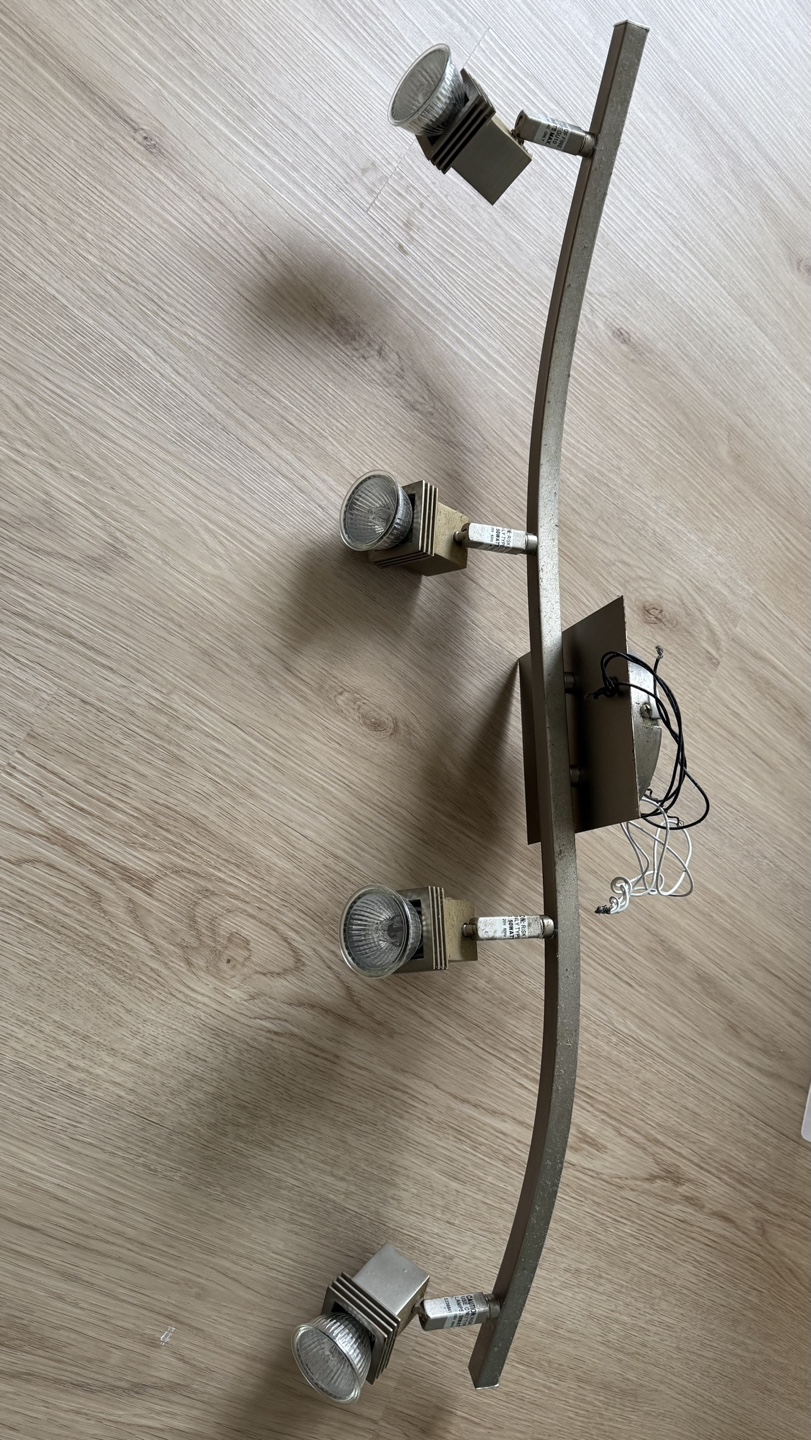 Four-light curved track lighting fixture - photo 2