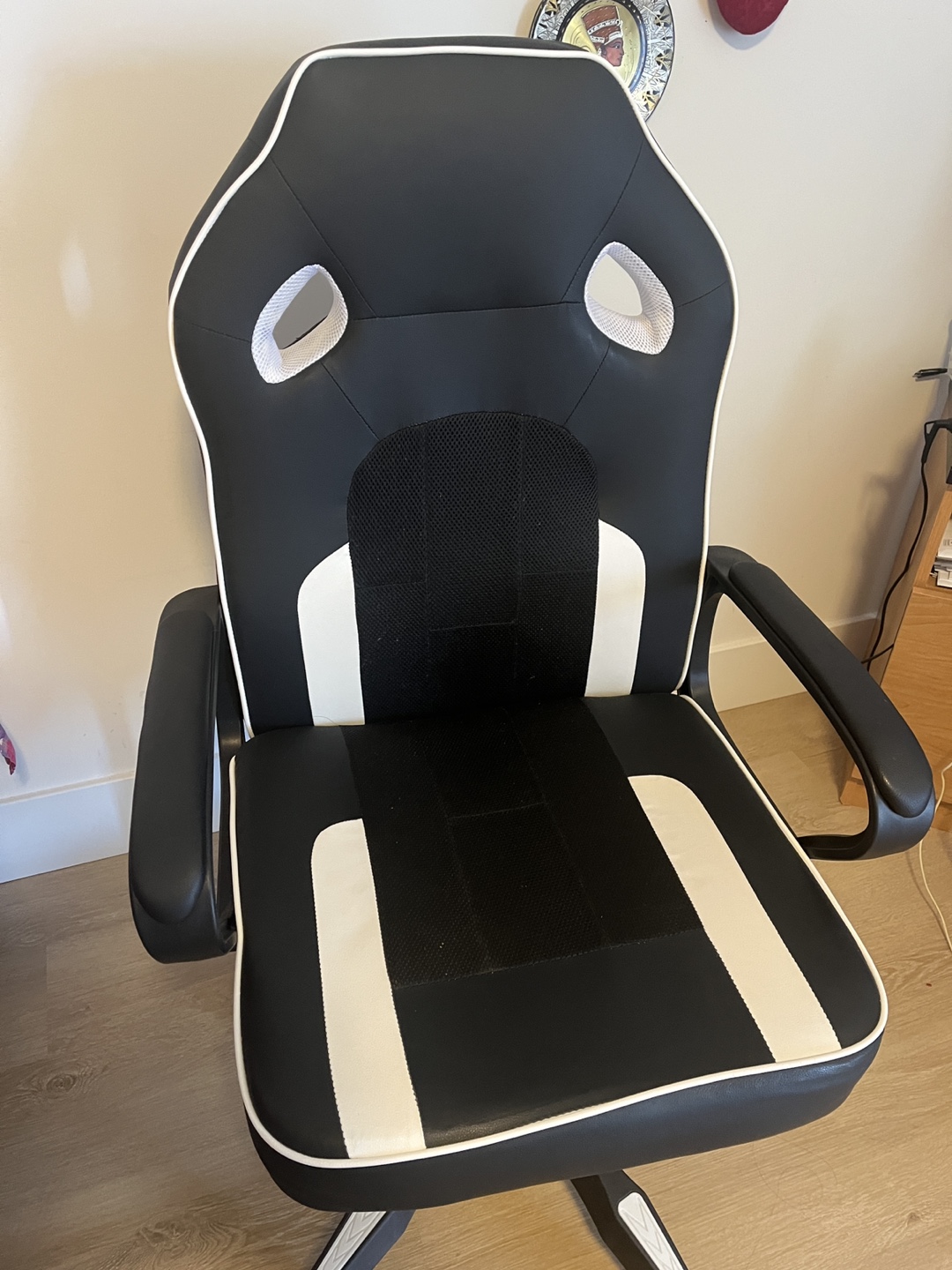 Gaming Chair - Black and White