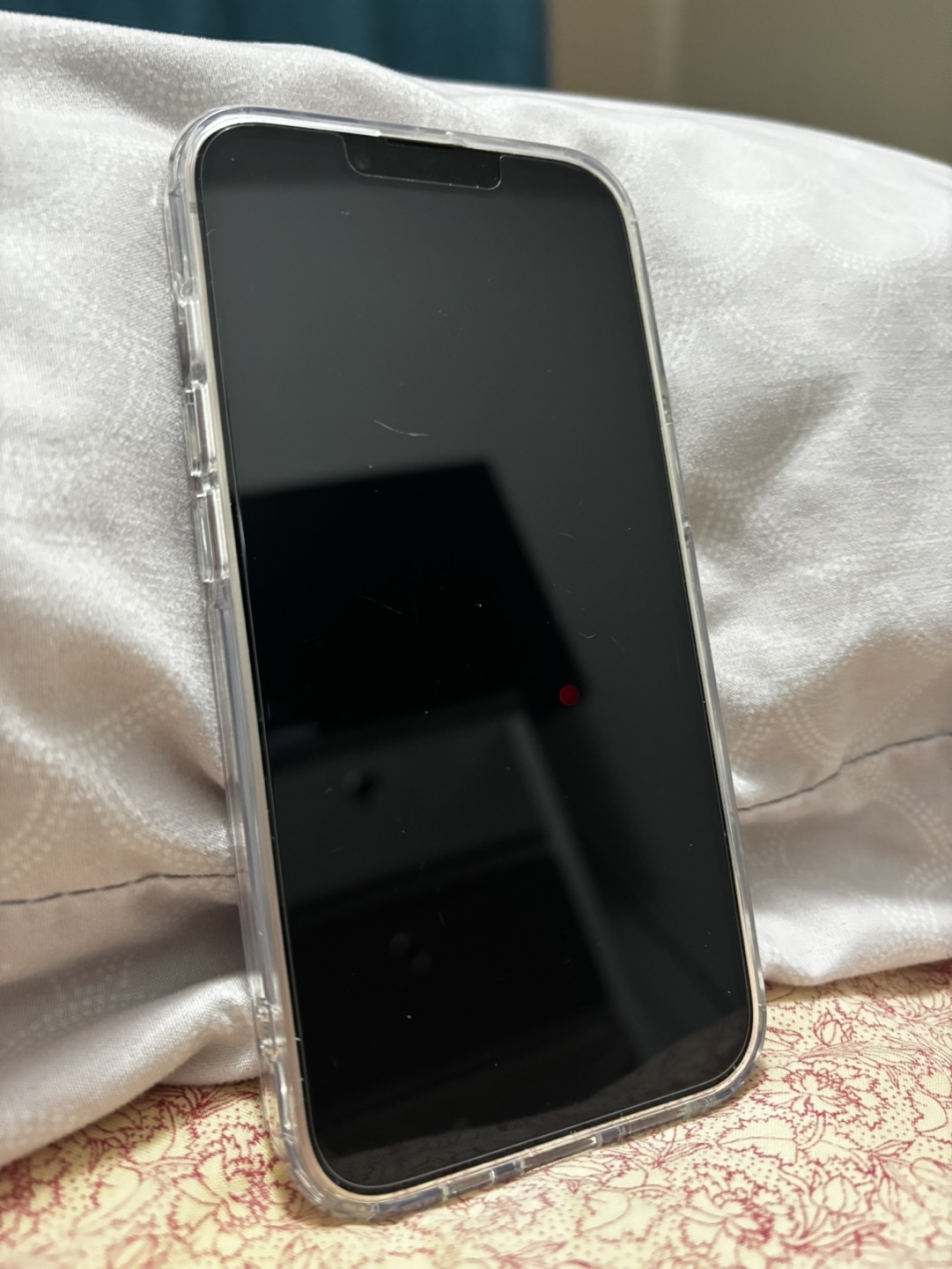Pink iPhone 13 (Clean) - photo 4