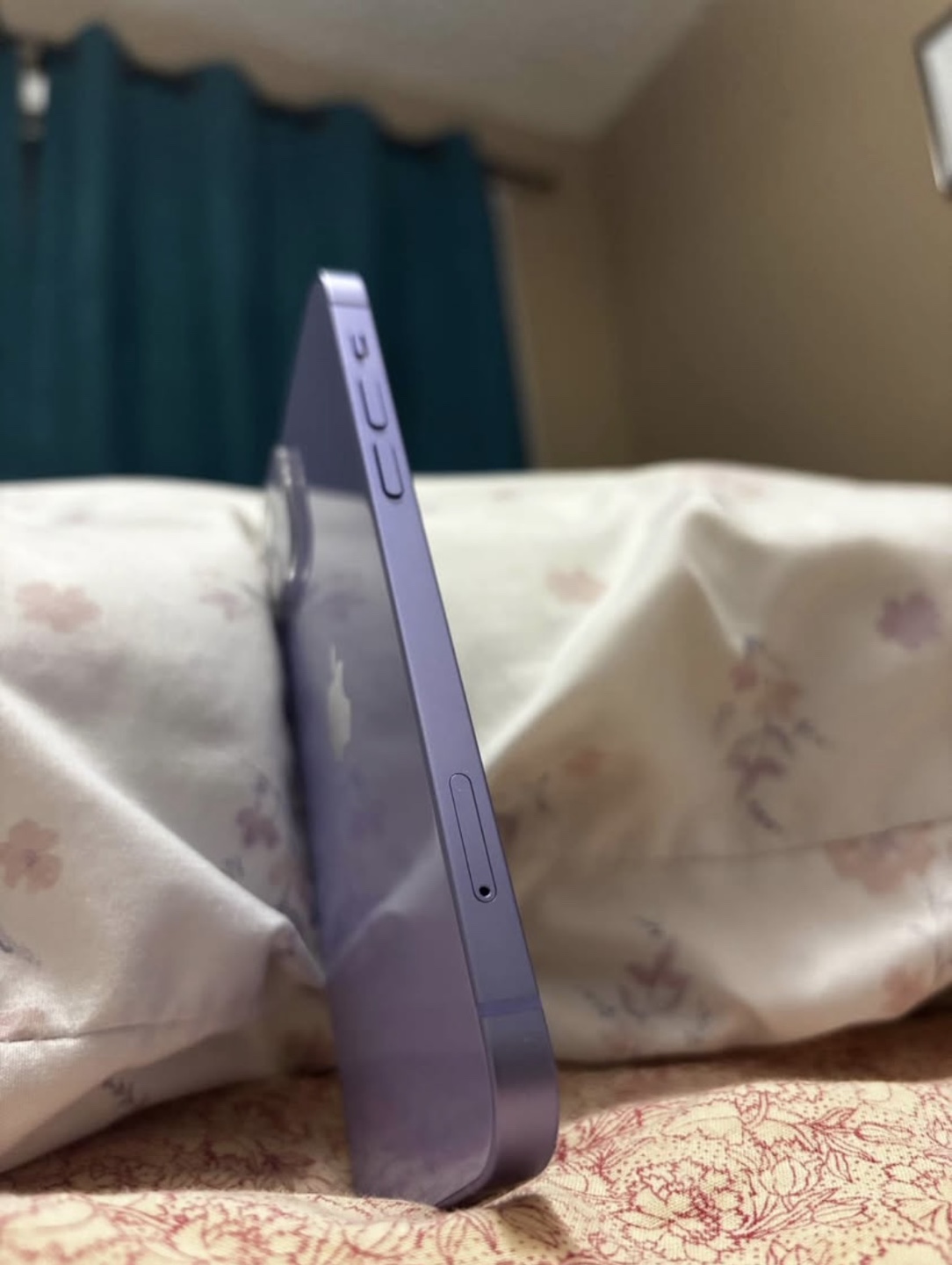 Purple iPhone 12 (Clean) - photo 3