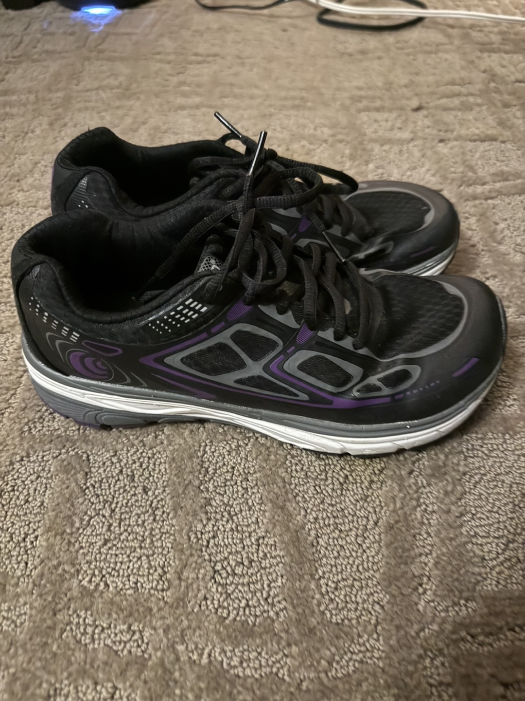 Women's Running Shoes - photo 2