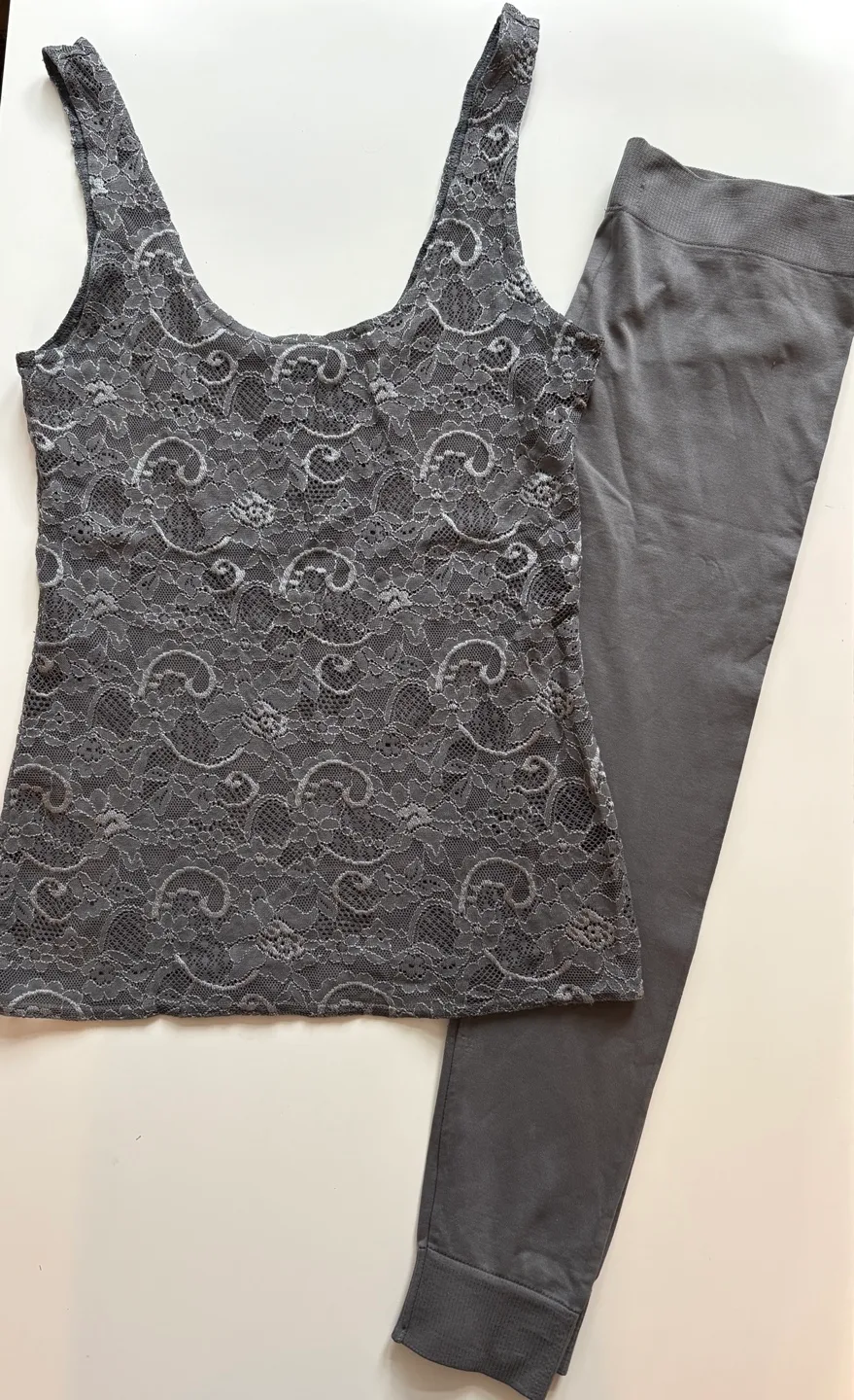 Grey Lace Camisole and Leggings Set image indicator(2)