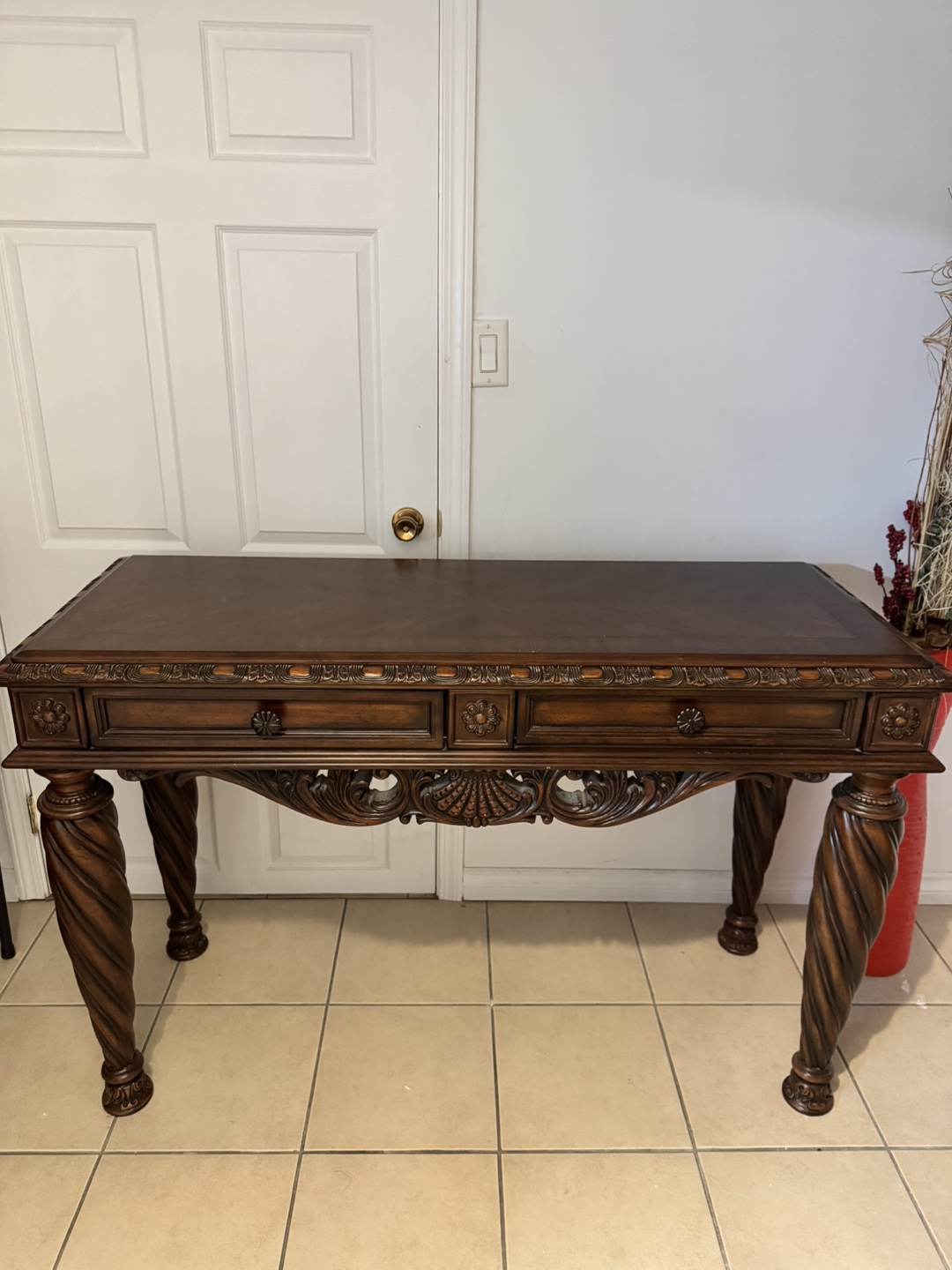 Beautiful Console Table with Intricate Carvings