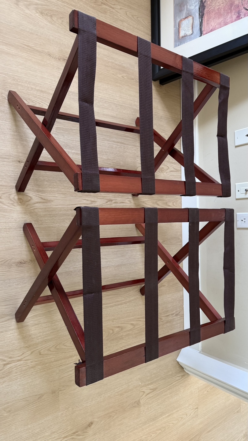 Pair of Wooden Luggage Racks - photo 3