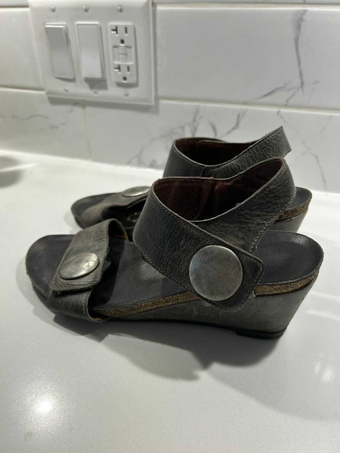 Naot Women's Leather Wedge Sandals - photo 2