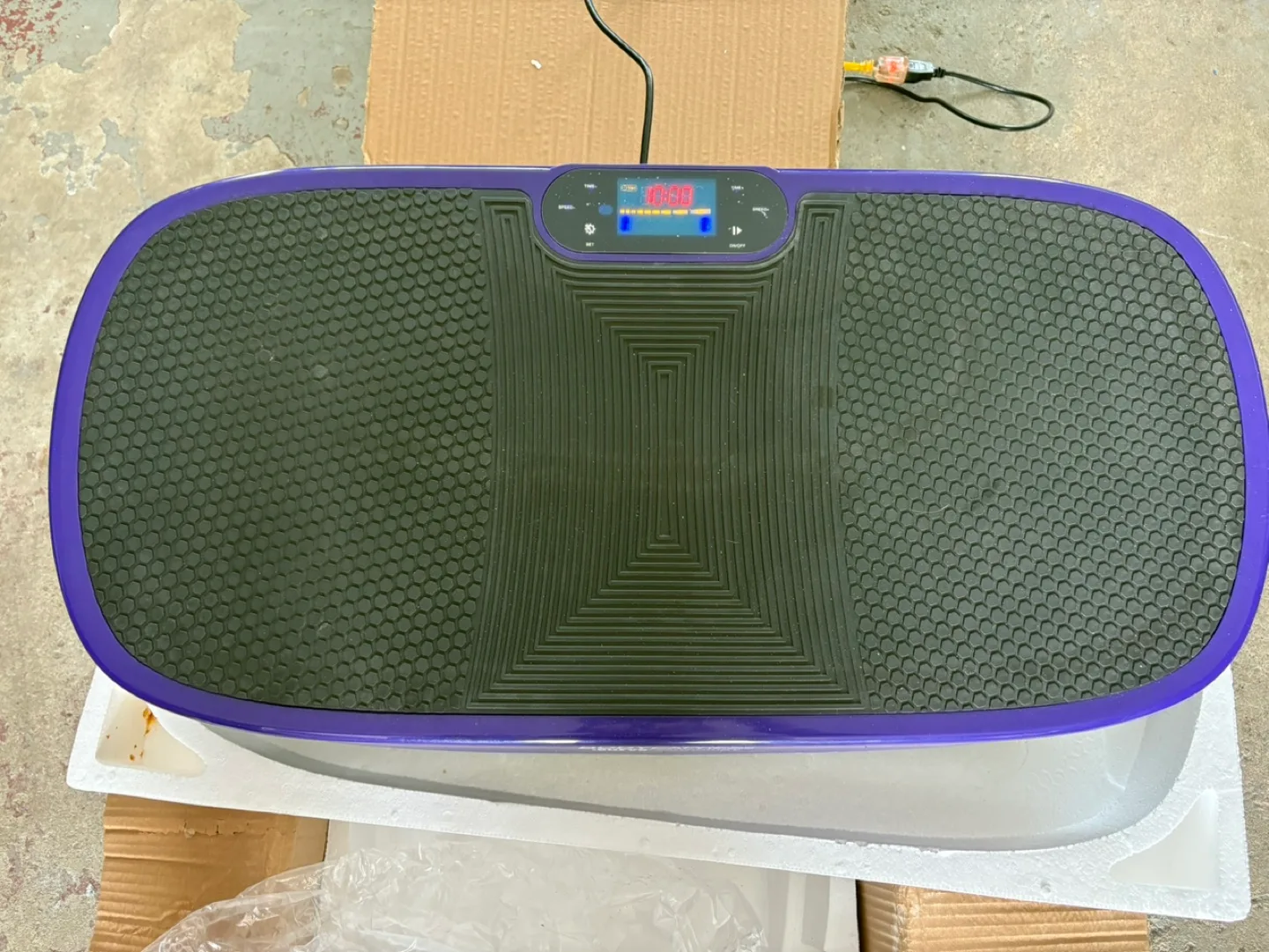 Tony Little Body Express Ultrathin Vibration Platform/Curve thumbnail
