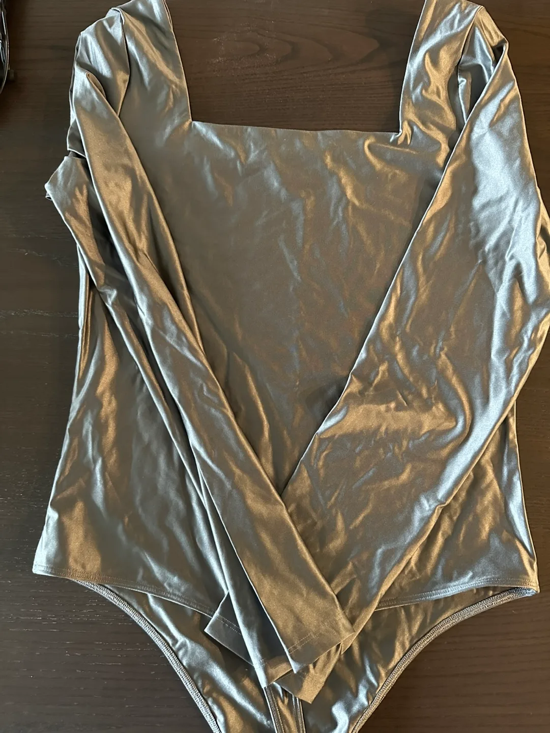 Babaton Satinette Bodysuit - Size Large image indicator(4)