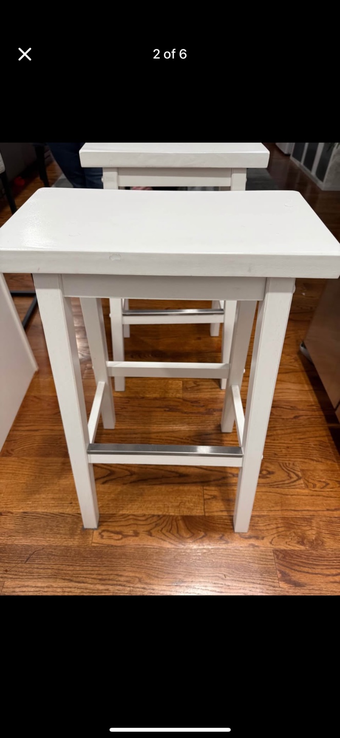 Pair of White Kitchen Stools - photo 3