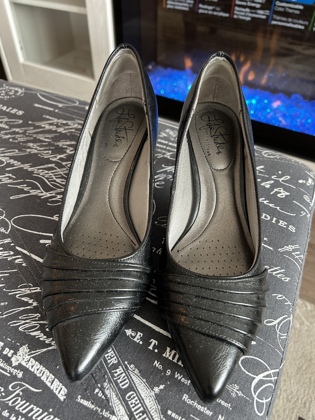High Heels Black - New - 7.5 W Life Stride Flex