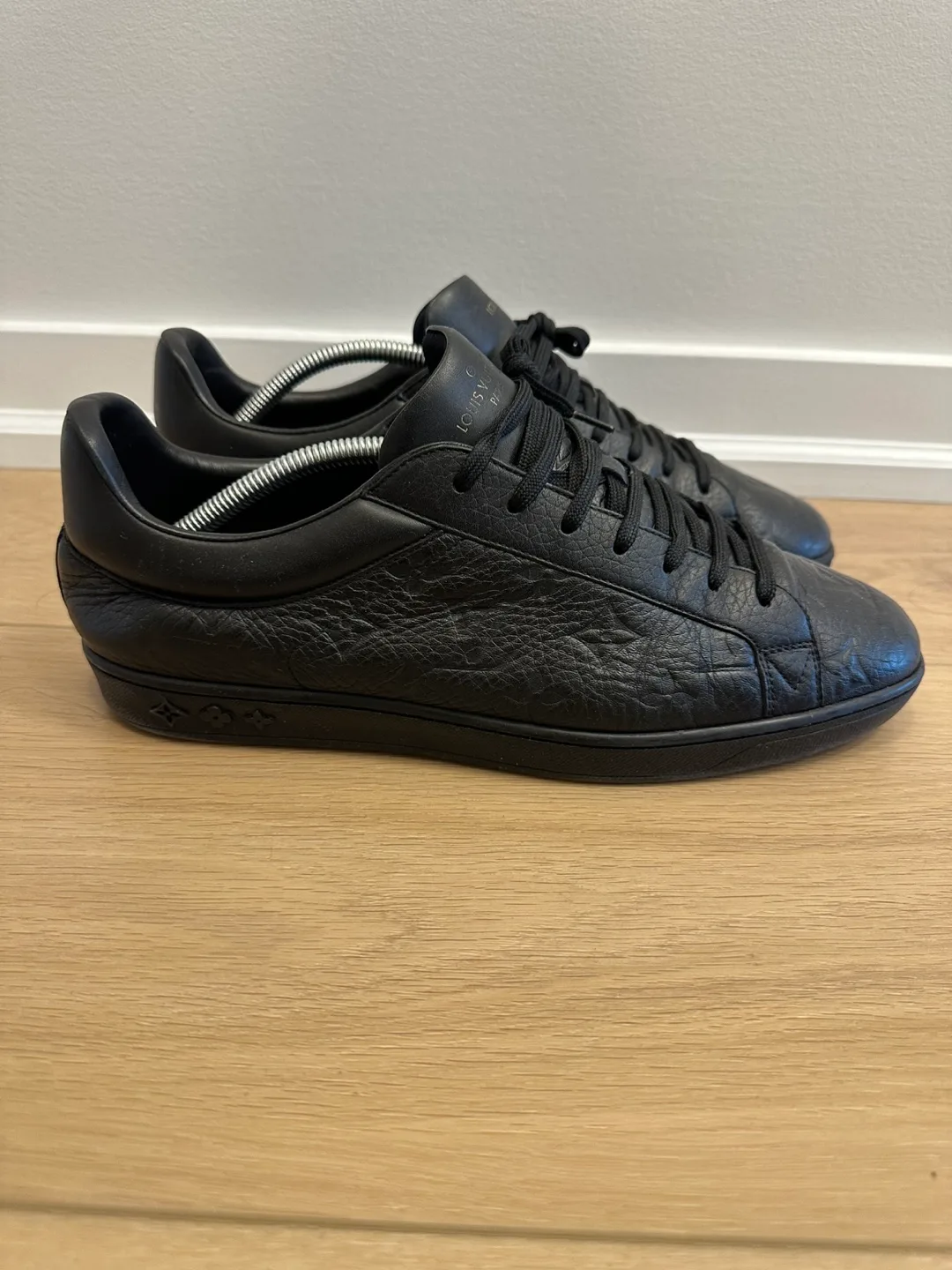 Louis Vuitton Luxembourg Sneakers image indicator(2)