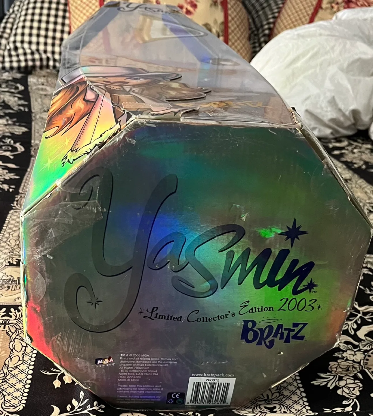 Bratz Yasmin Limited Collector's Edition 2003 Doll in Box image indicator(3)