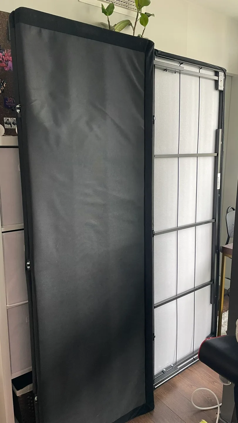 Foldable King-Size Bed Frame image indicator(3)