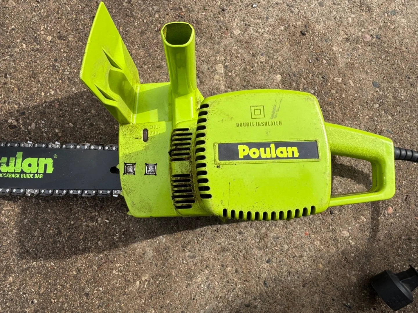 Poulan 1625 Handyman 16" Electric Chainsaw image indicator(3)