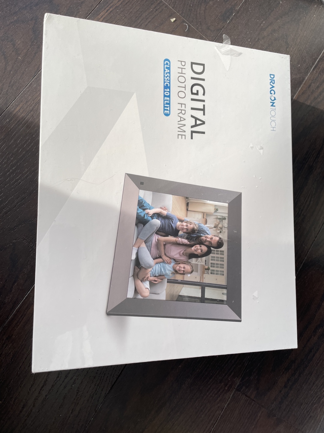 Dragon Touch Classic 10 Elite Digital Photo Frame - New in Box