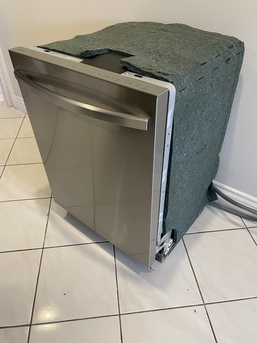 Samsung Dishwasher almost new - photo 2