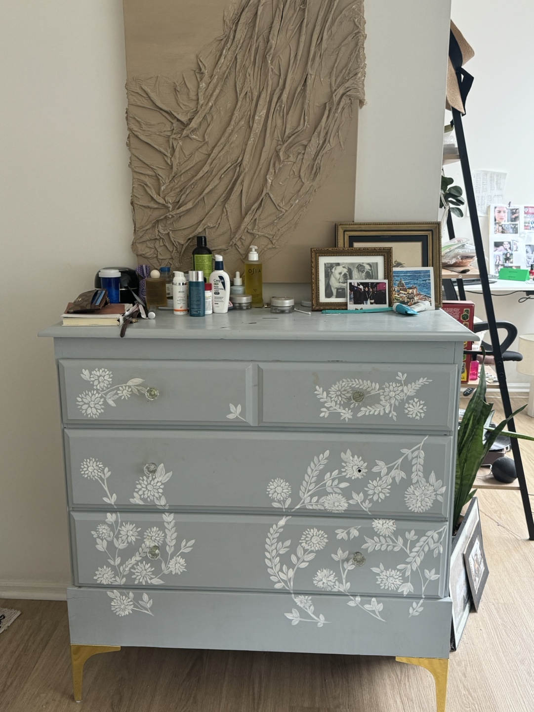 Vintage chest drawer