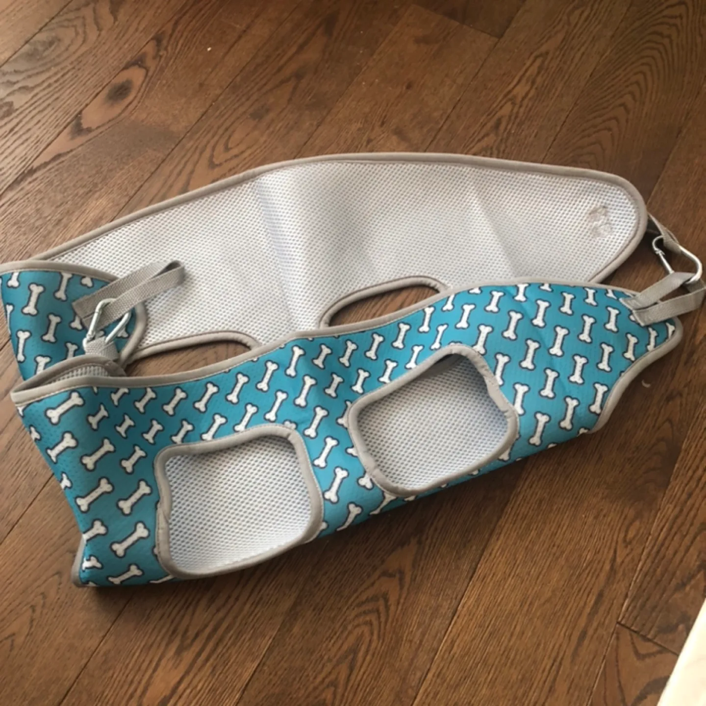 SuPet Dog Grooming Hammock - Medium image indicator(3)