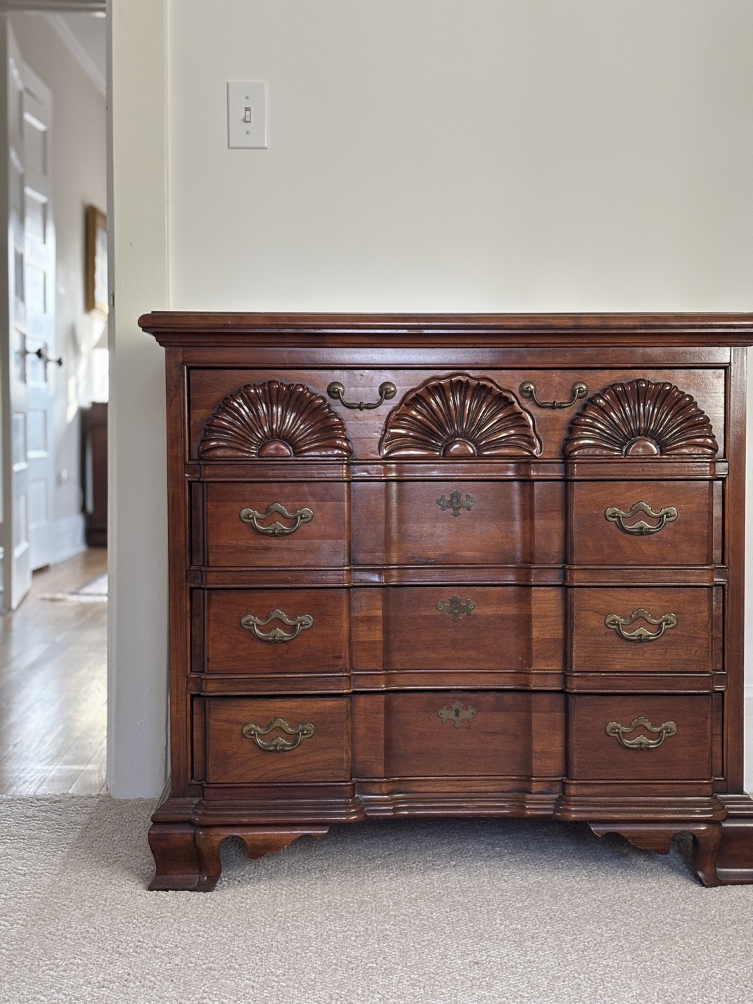 Vintage 1976 Thomasville Chest of Drawers