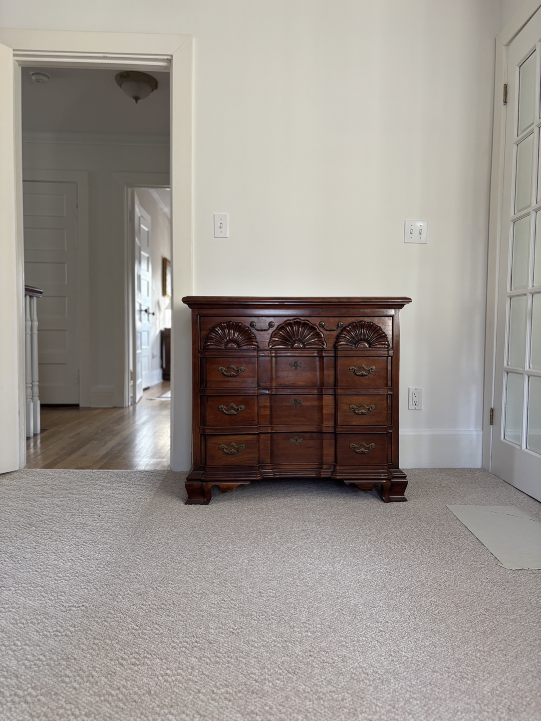 Vintage 1976 Thomasville Chest of Drawers - photo 2