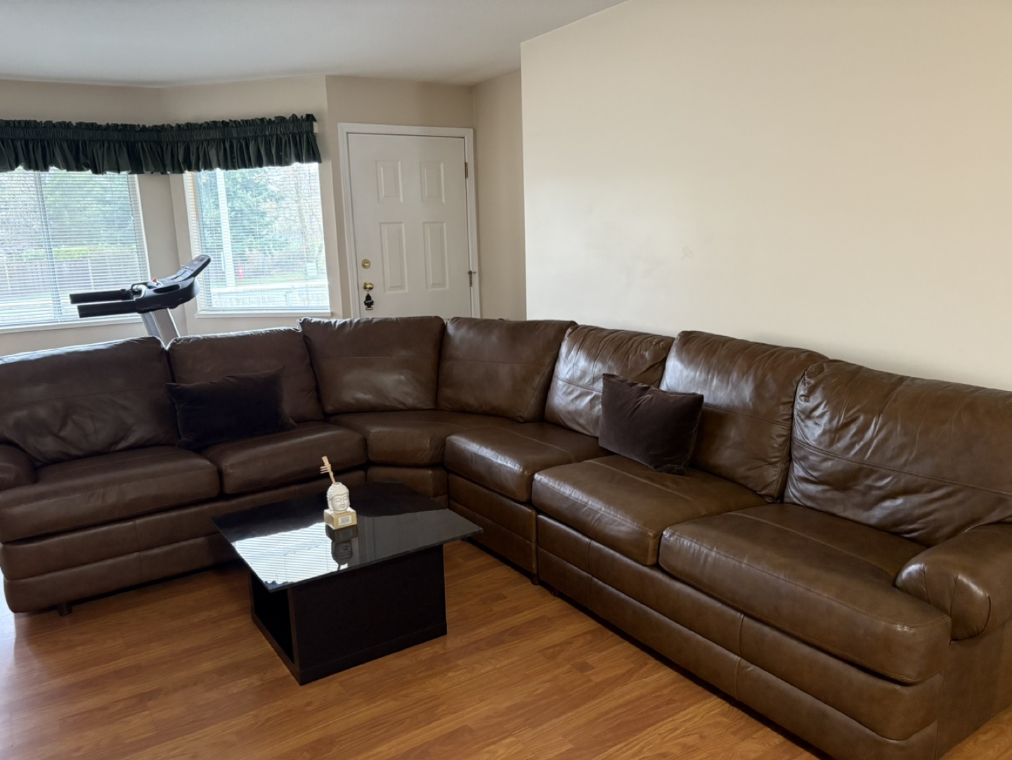 Brown Leather Sectional Sofa - photo 3