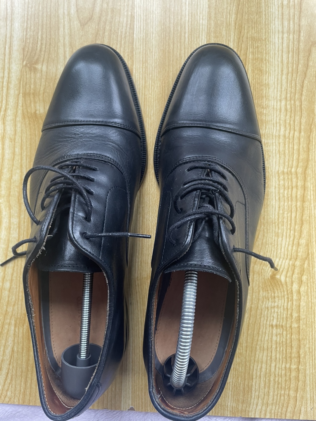 Men's Black Leather Oxford Shoes - Size 9.5 - photo 2