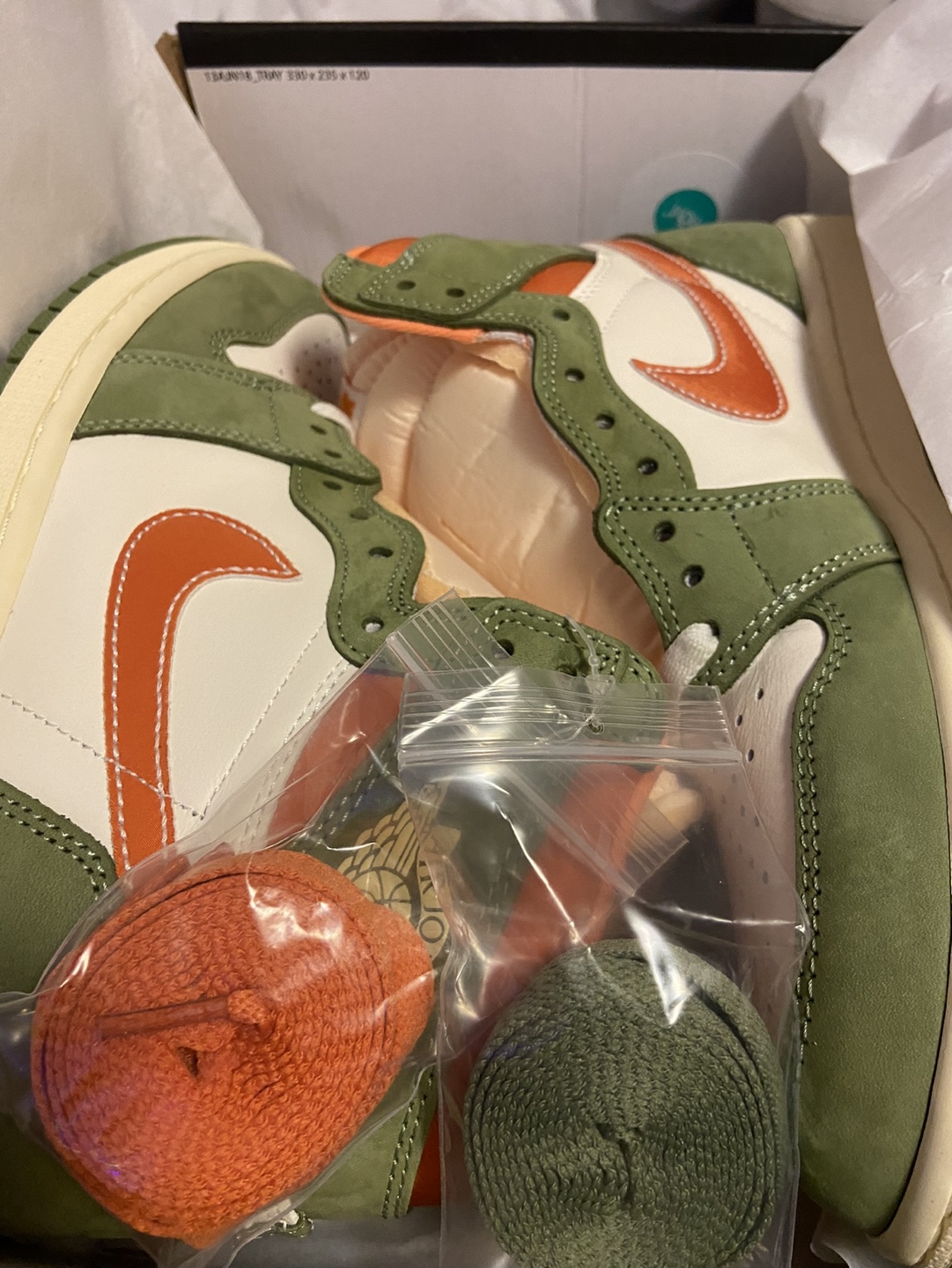 Air Jordan 1 High OG 'Celadon' Size 9.5