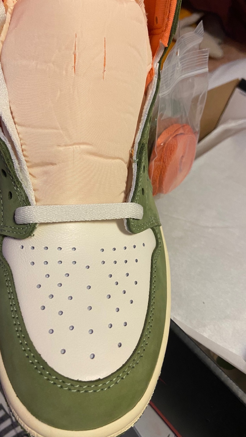Air Jordan 1 High OG 'Celadon' Size 9.5 - photo 4