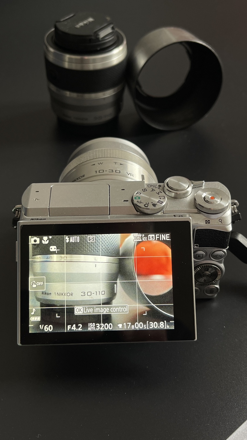 Nikon 1 J5 Mirrorless Camera with 10-30mm and 30-110mm Lenses - photo 5
