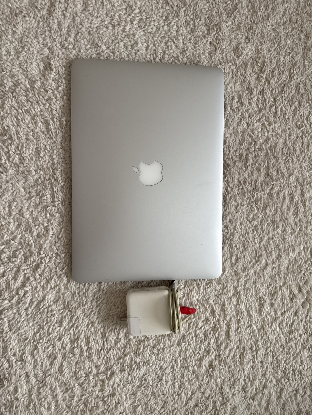 MacBook Air 2017, Used like New, superb specs! - photo 2