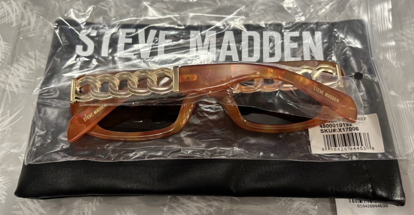 ✨✨Steve Madden Sunglasses - New with Tags - photo 3