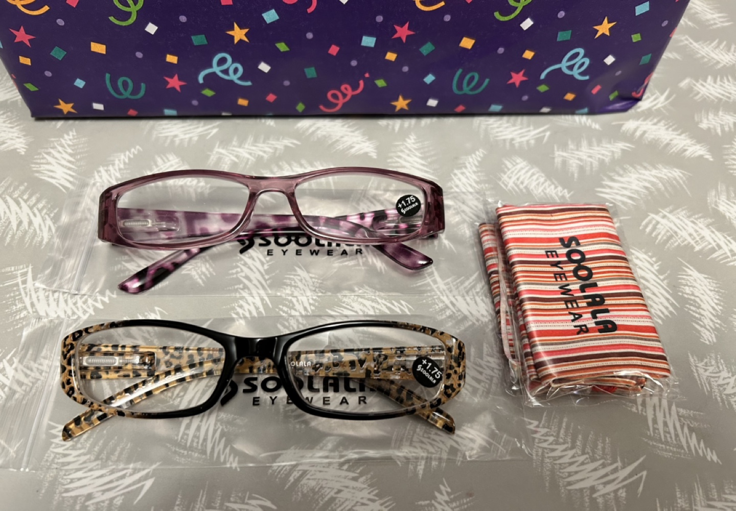 ✨✨Two Pairs of Ladies Soolala Reading Glasses 1.75