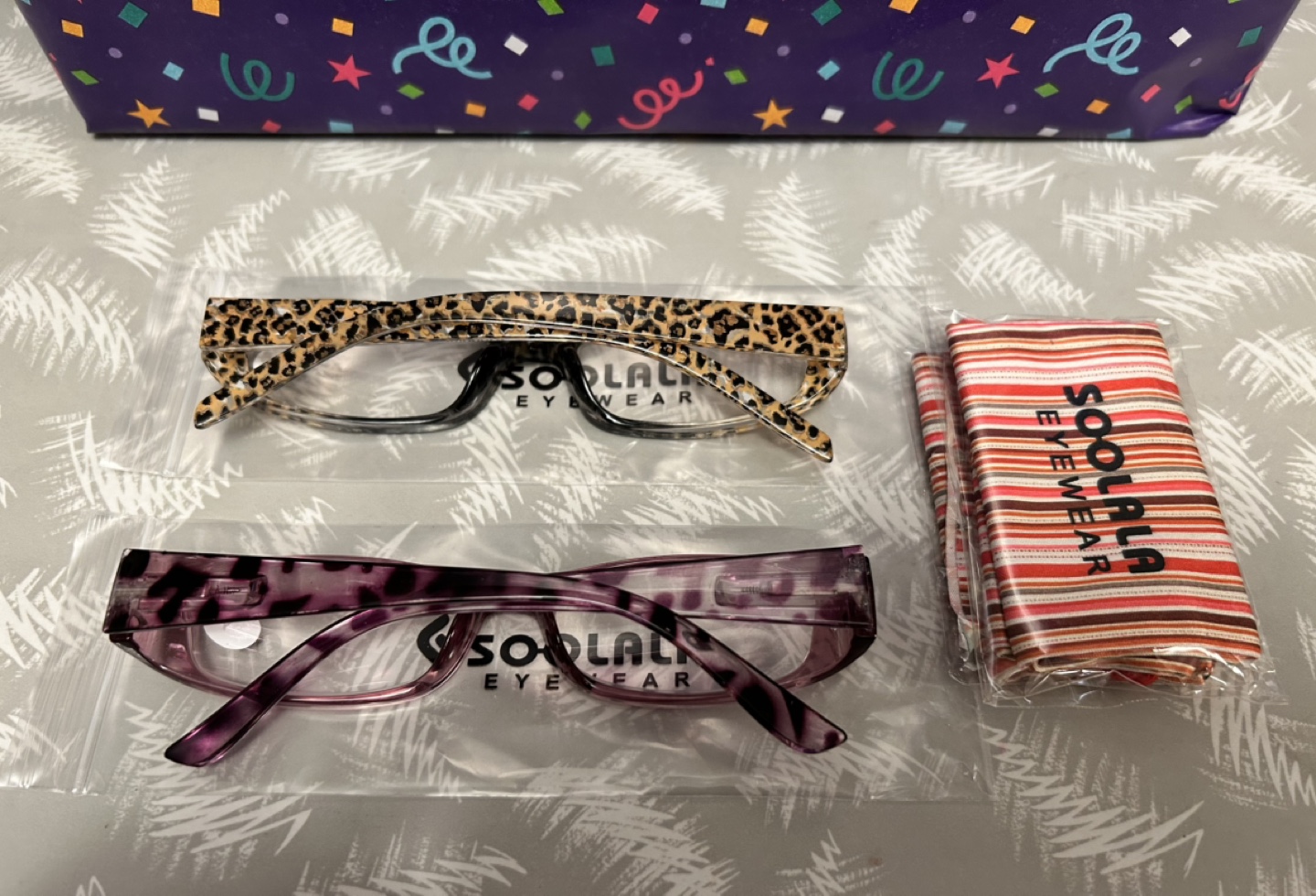 ✨✨Two Pairs of Ladies Soolala Reading Glasses 1.75 - photo 3
