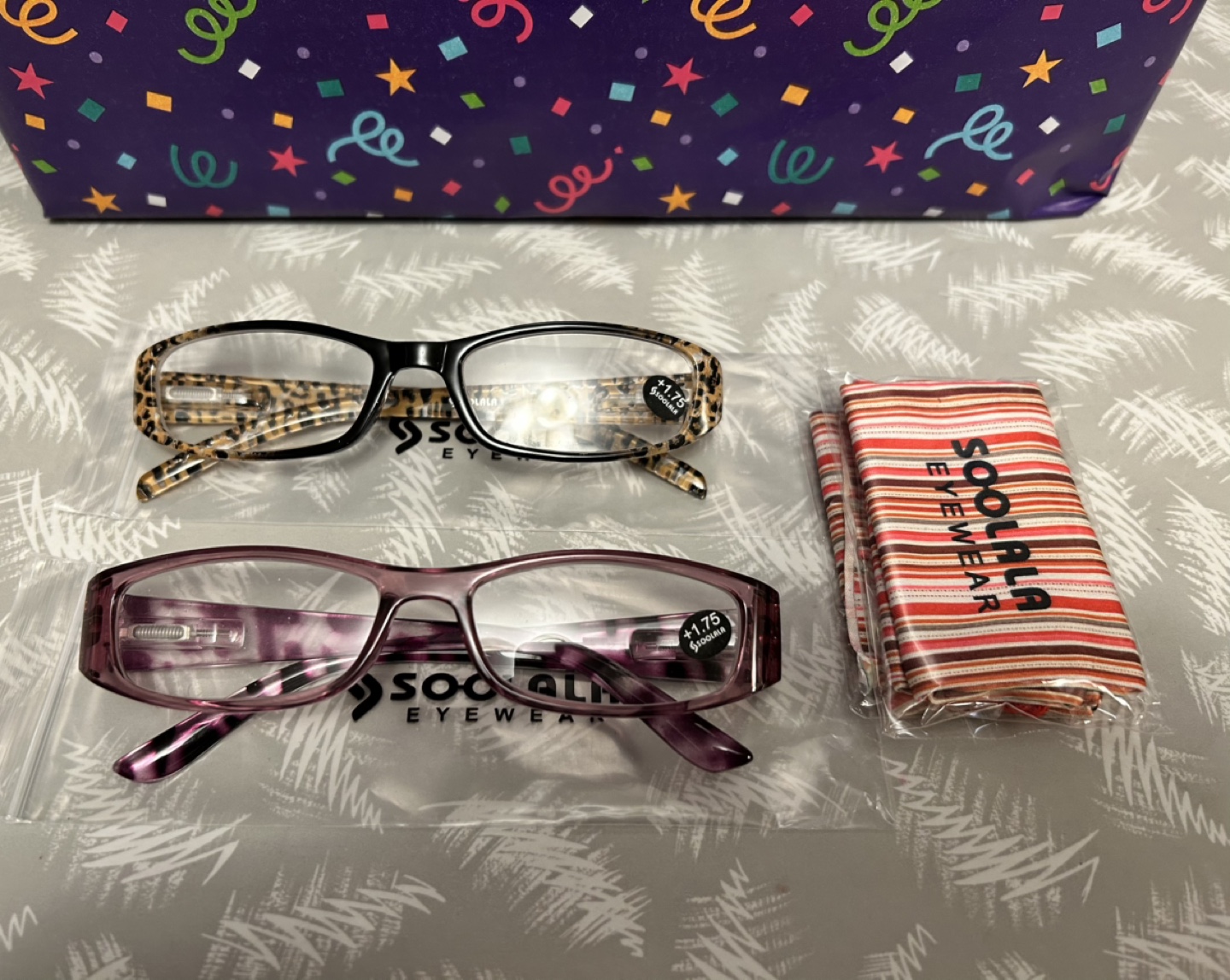 ✨✨Two Pairs of Ladies Soolala Reading Glasses 1.75 - photo 2