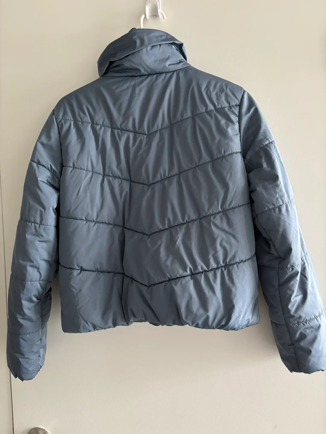 Vans Women’s Puffer Jacket - Blue - Size Small image indicator(2)