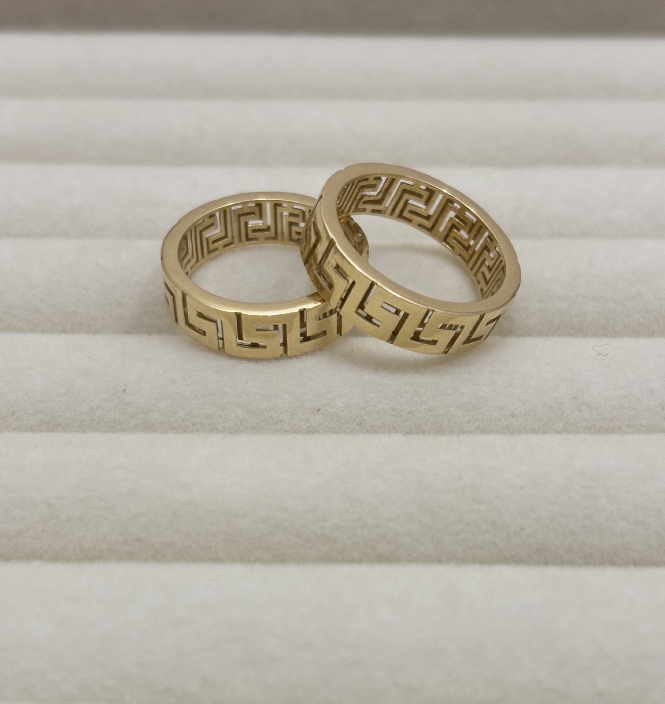 18K Saudi Gold Rings