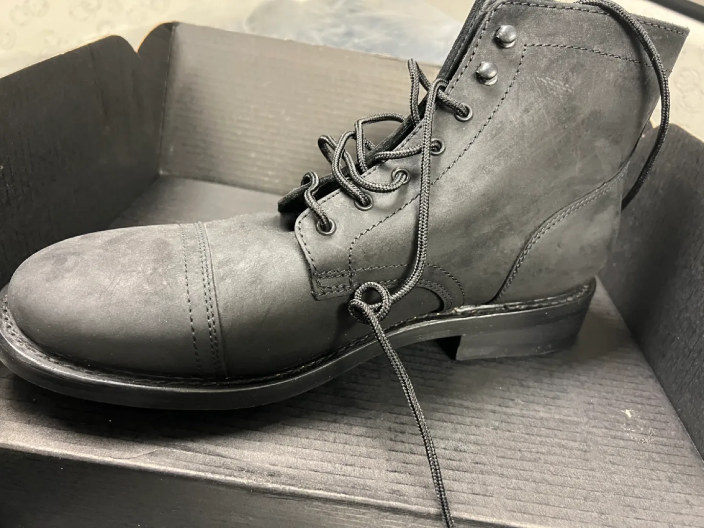 Men's Black Leather Lace-Up Boots image indicator(2)