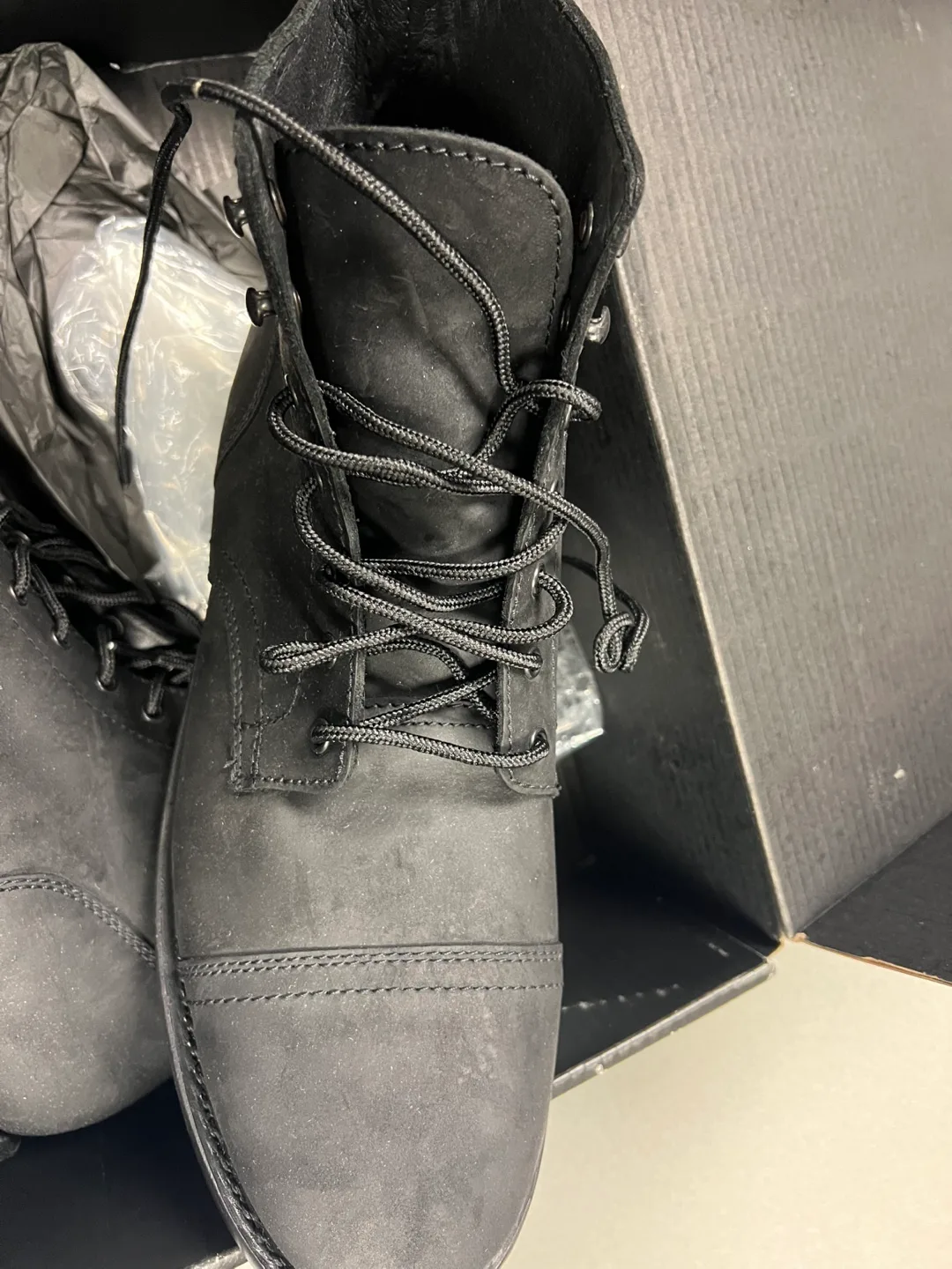 Men's Black Leather Lace-Up Boots image indicator(3)