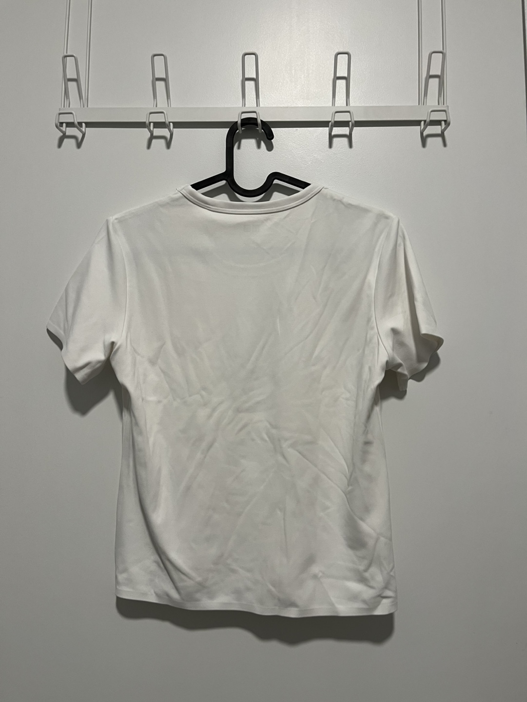 Uniqlo AIRism Women's White T-Shirt - Size M - photo 2
