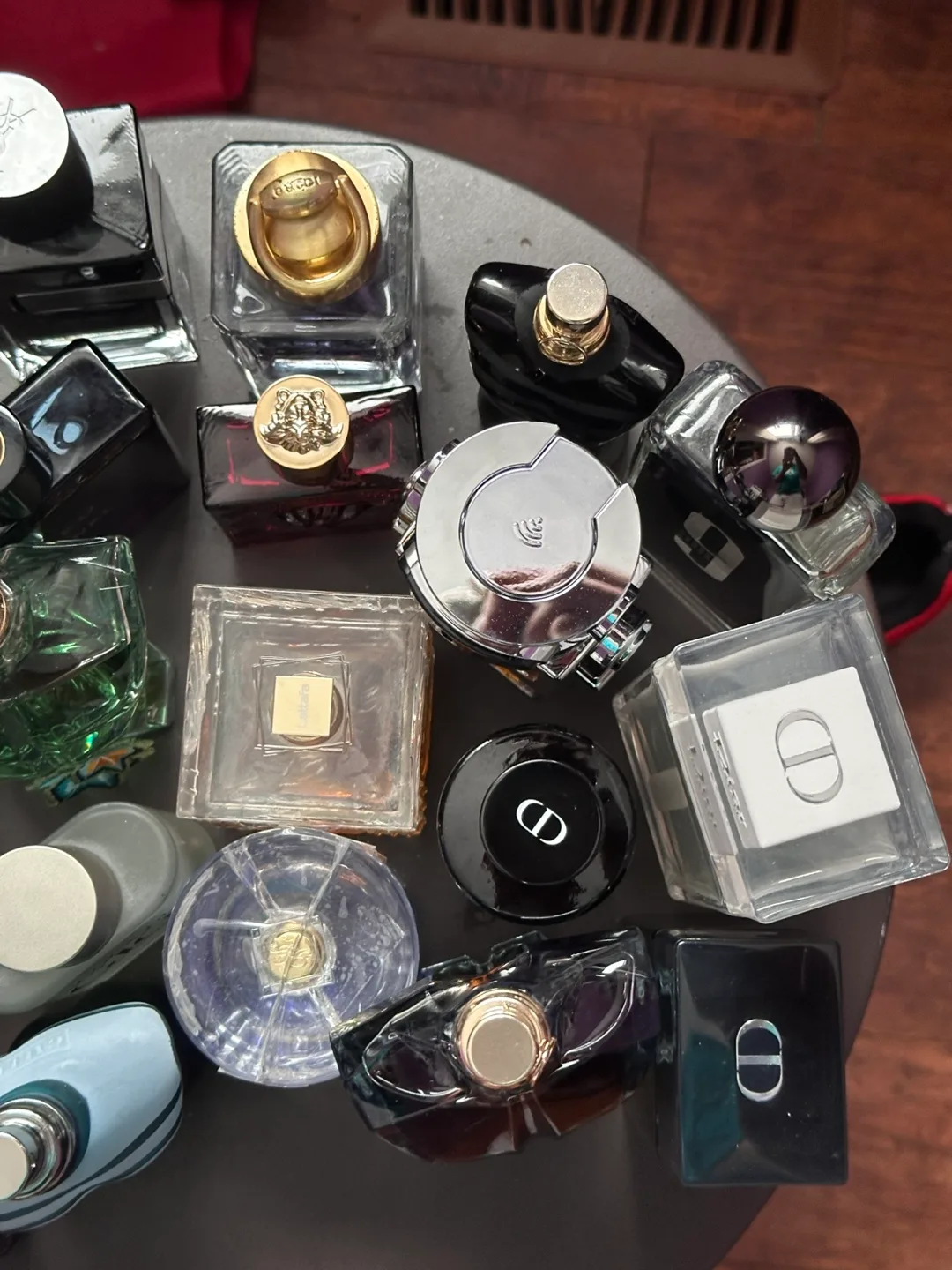 Box Men’s Perfumes (Samples/Trades/Full) image indicator(4)