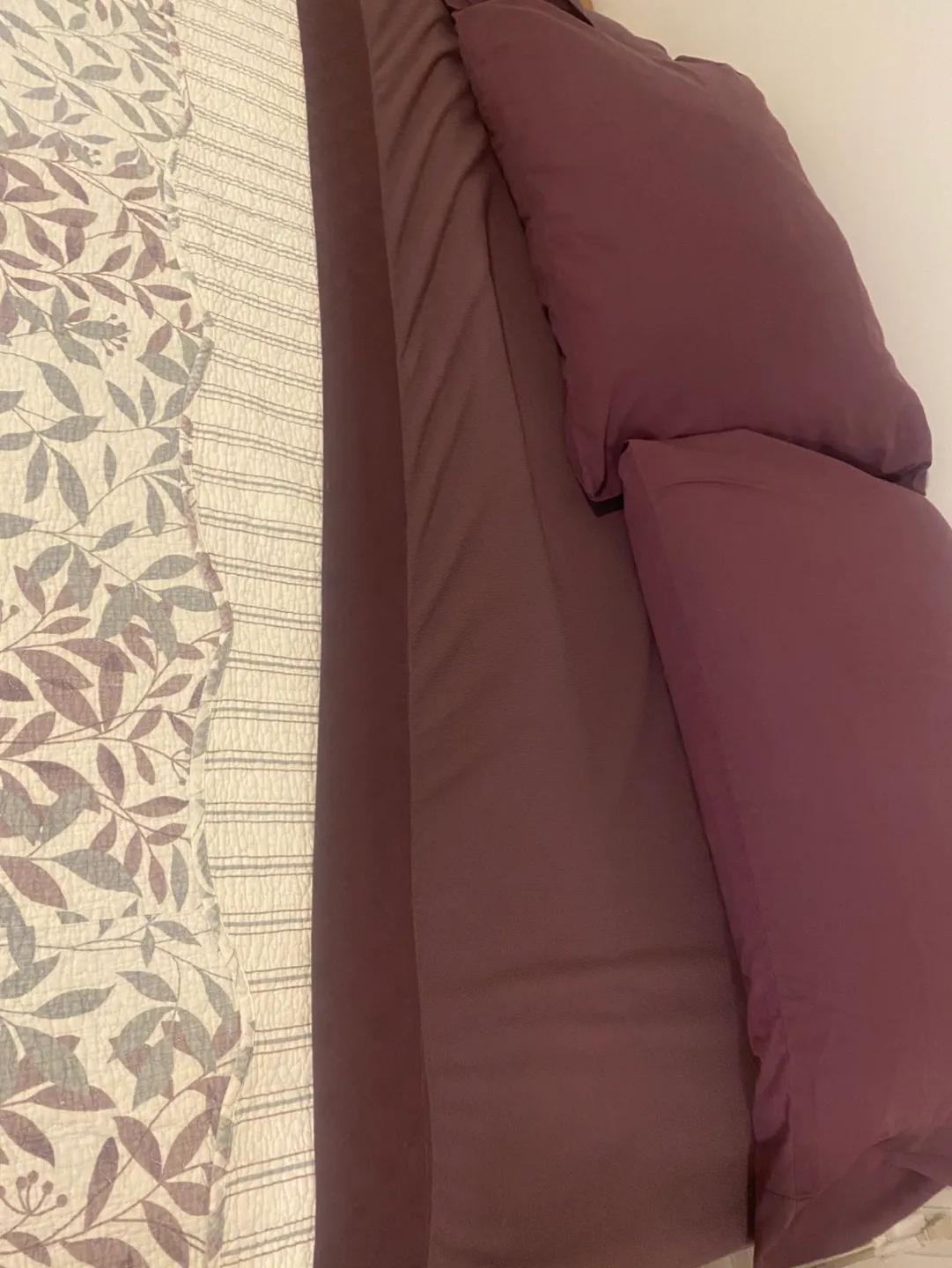 Quilt and purple sheet set - queen size image indicator(4)
