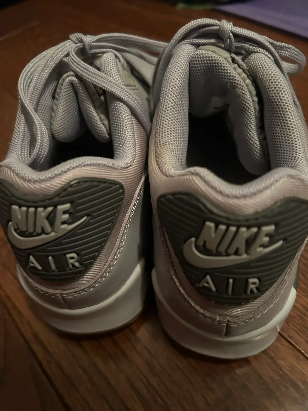 Nike Air Max 90 Sneakers - Size Y6.5 image indicator(4)