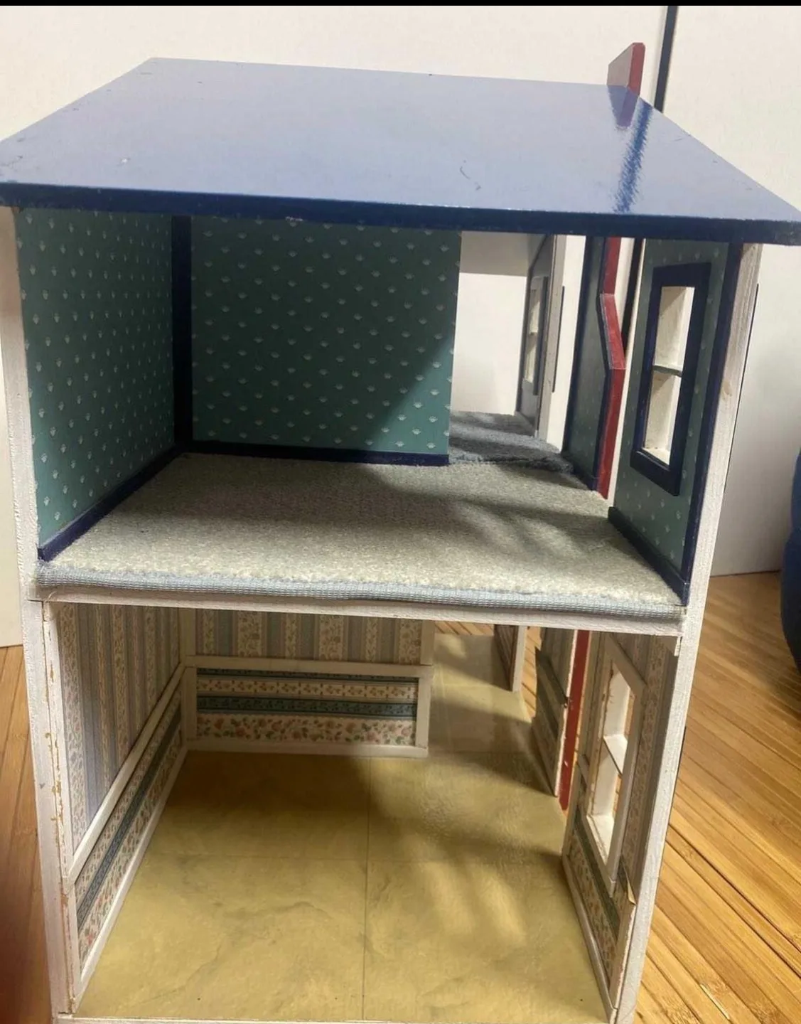 Homemade Dollhouse image indicator(2)