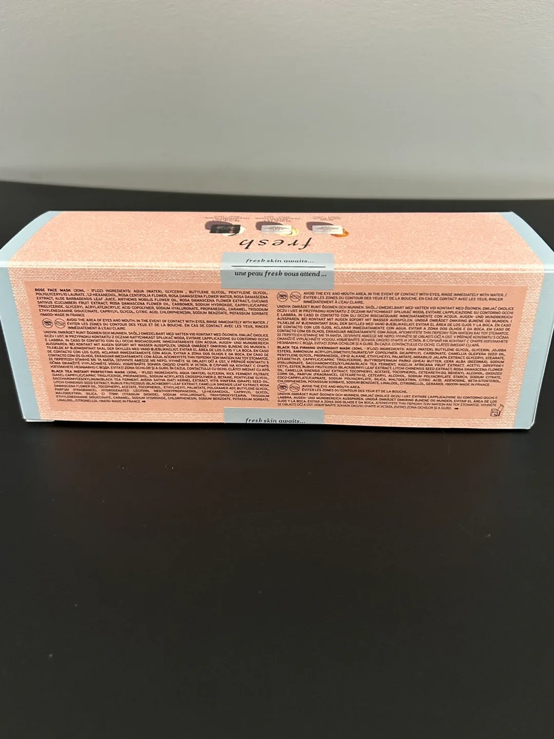 Fresh Day & Night Perfecting Masks Gift Set image indicator(2)