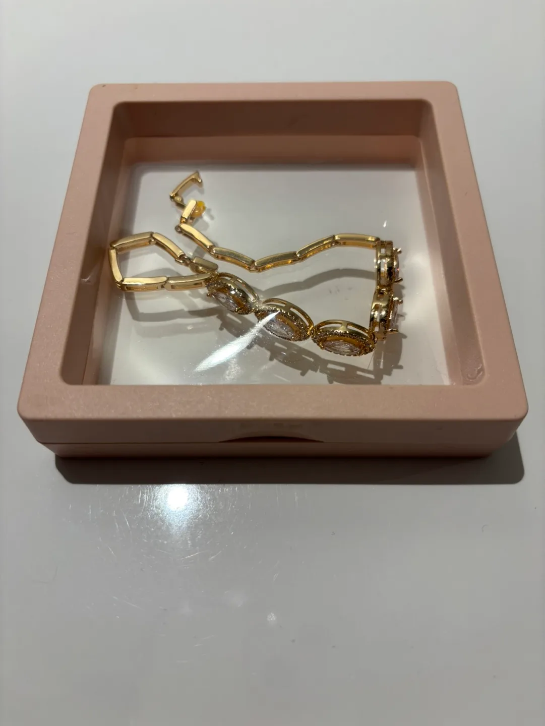 Fashion Costume Gold Tone Jewelry Set - Bracelet and Earrings image indicator(2)